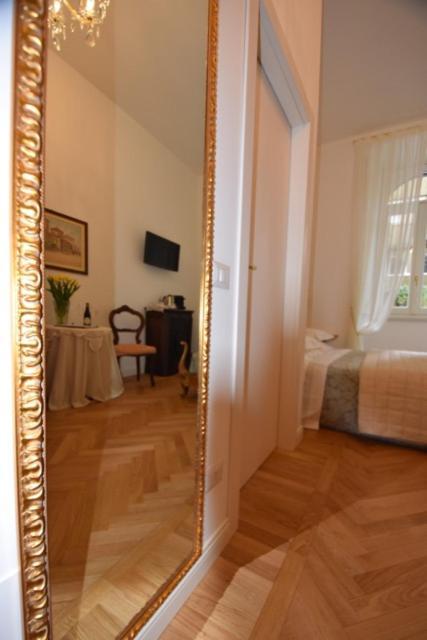 La Belle Coquette Bed & Breakfast โกโม ภายนอก รูปภาพ